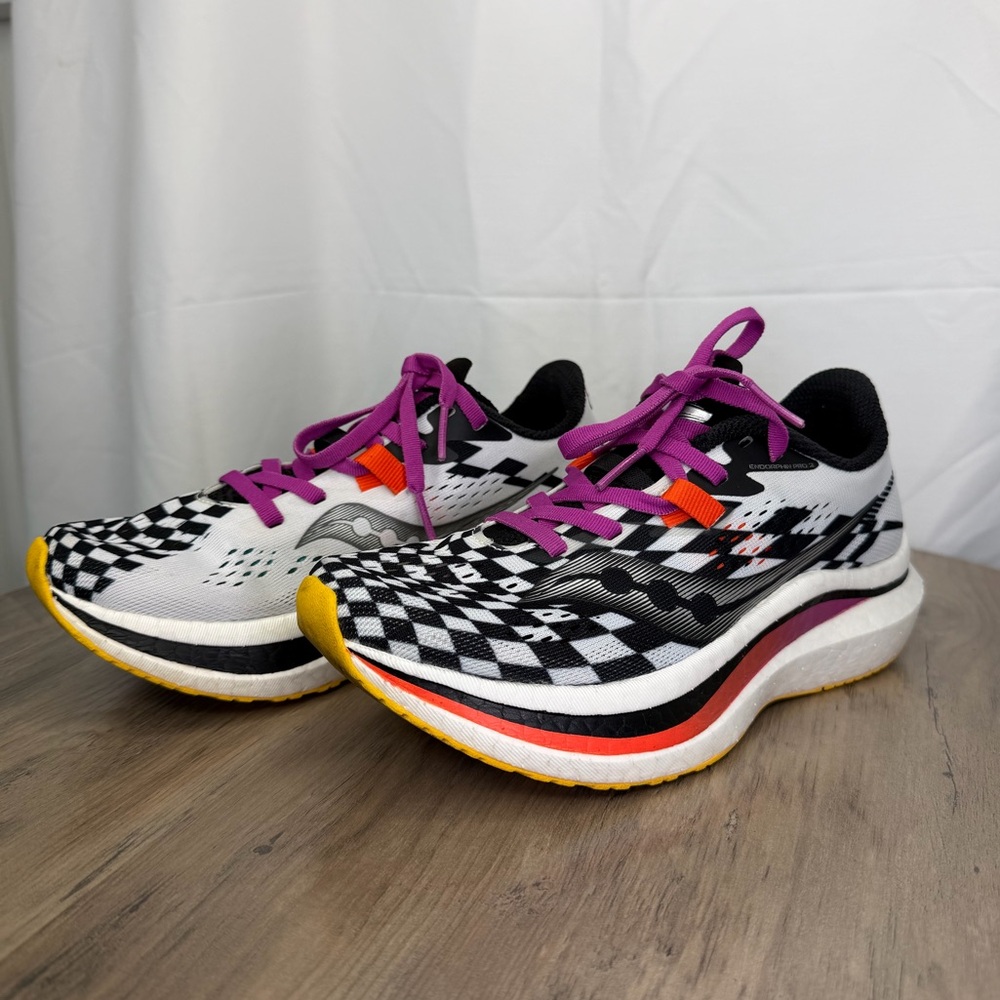 Saucony Endorphin Pro 2 Reverie in White, Black & Purple